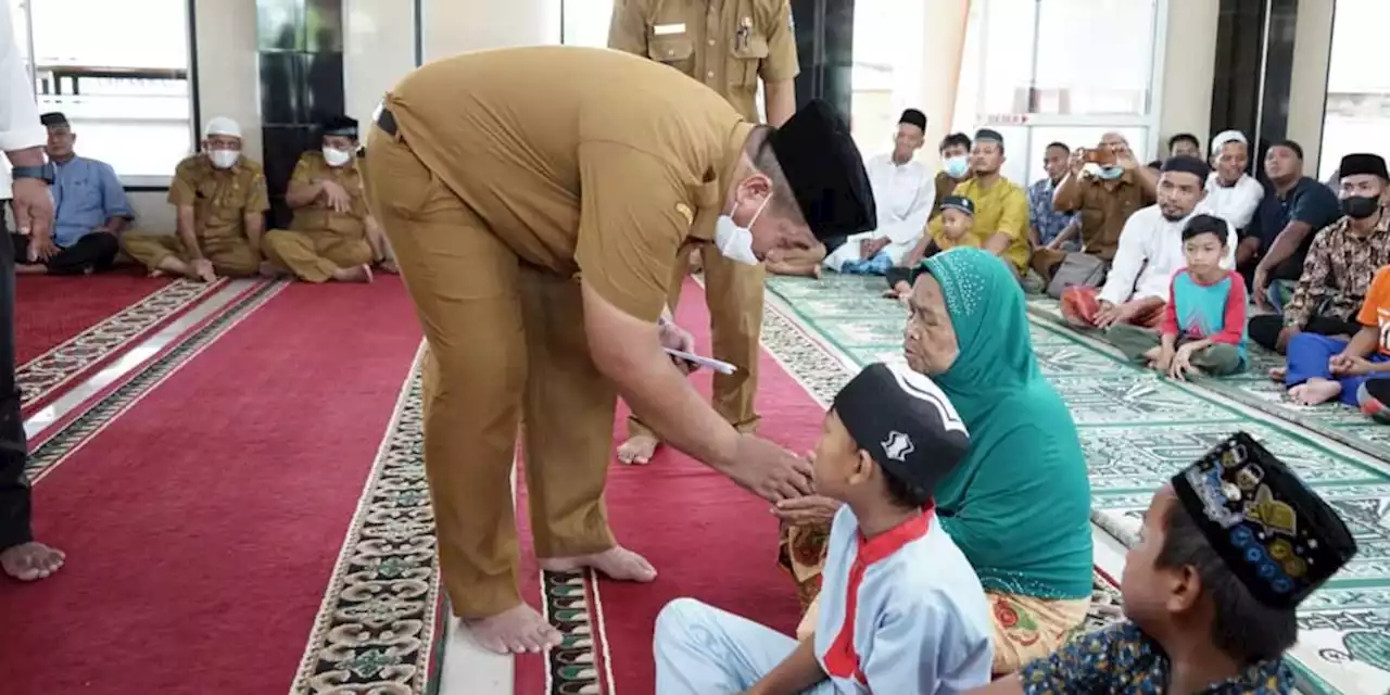 Wabup Asahan Kunjungi Masjid Tawakal