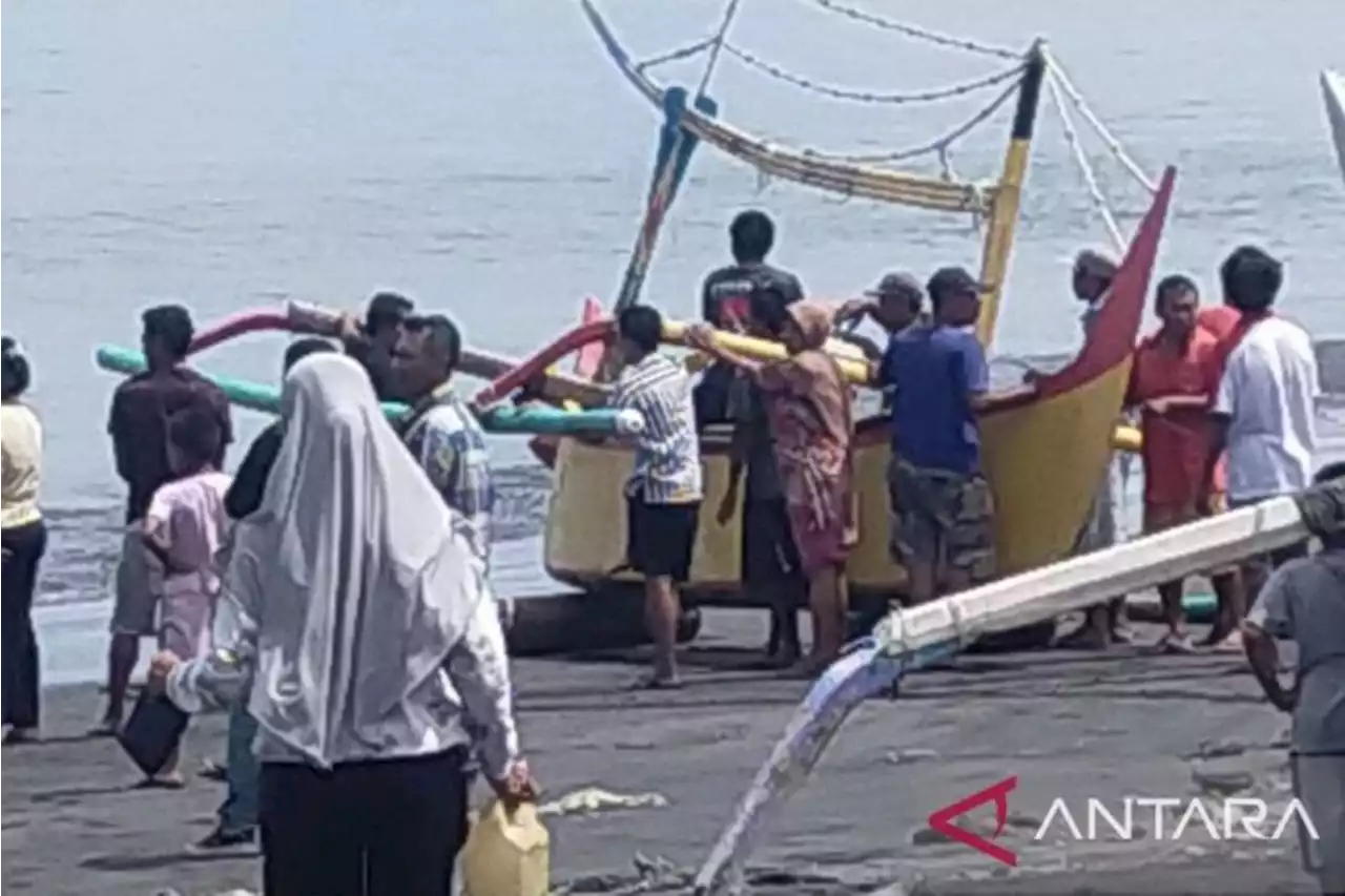 Nekat Mudik dari Bali ke Banyuwangi dengan Sampan, 6 Orang Hilang di Laut