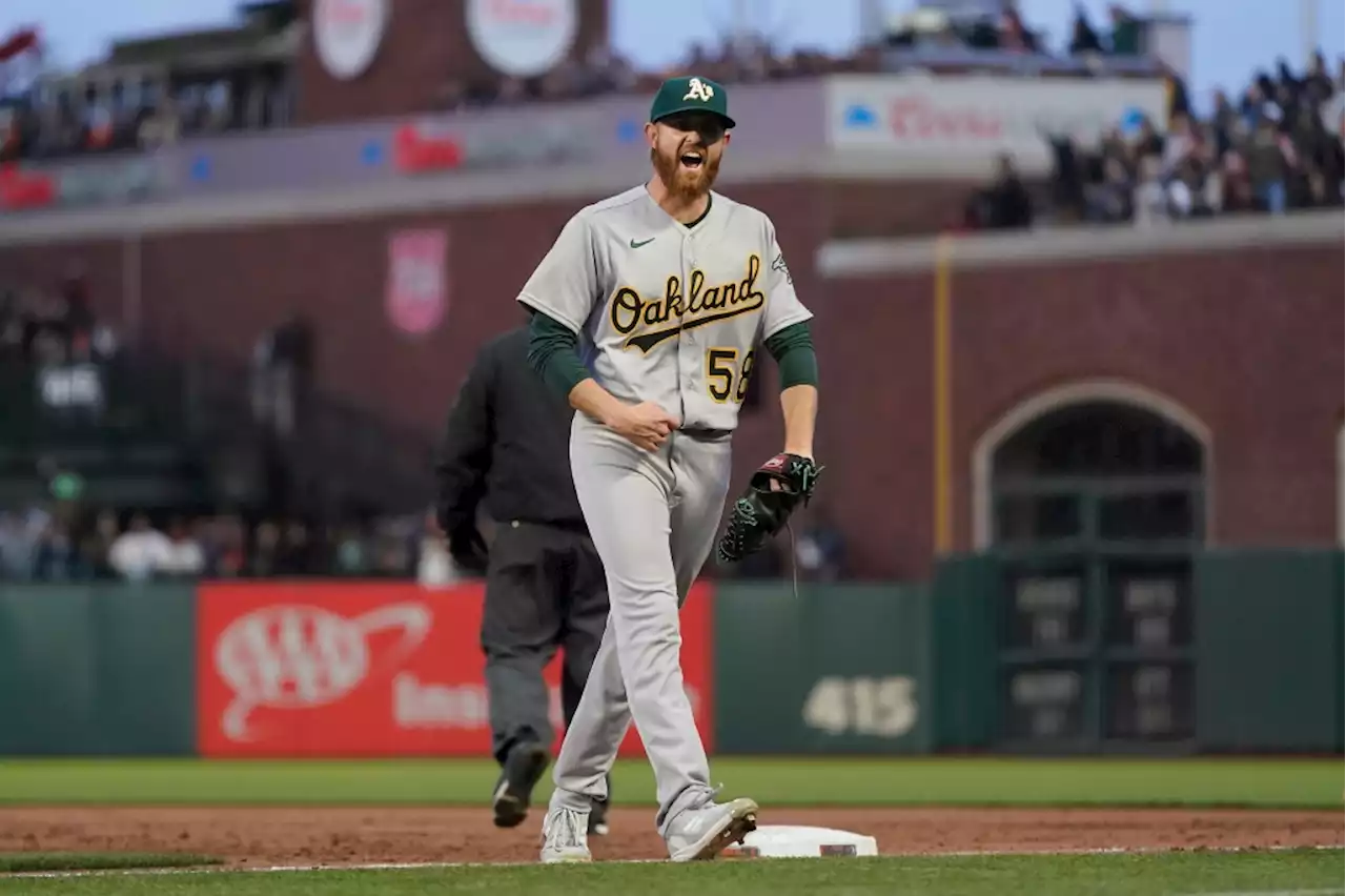 A’s, Blackburn blank Giants 1-0 for Bay Bridge Series split