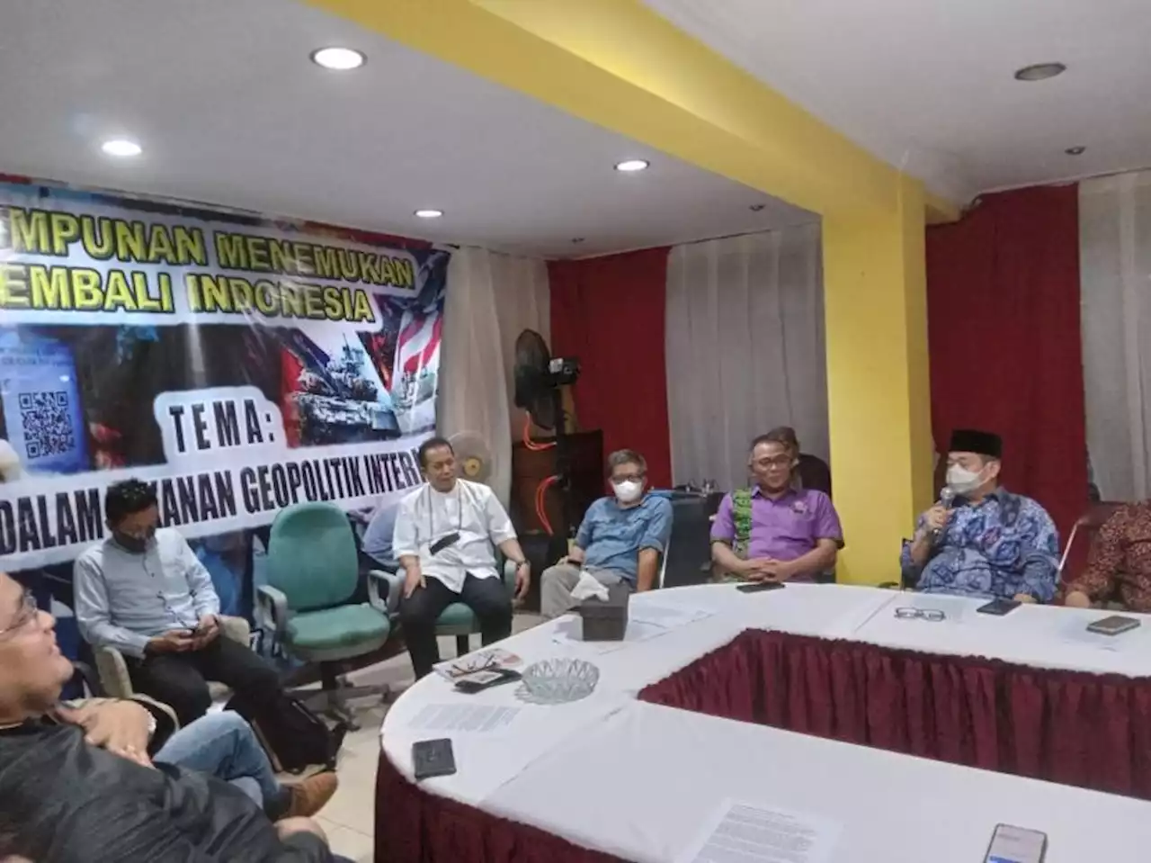 Para Aktivis Prodemokrasi Berkumpul Bahas Isu Nasional |Republika Online