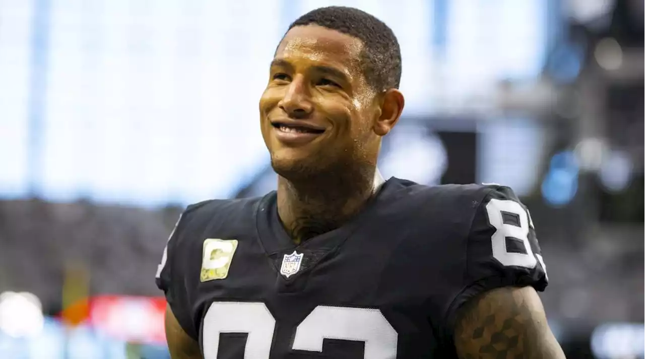 Raiders TE Darren Waller Dismisses Trade Rumors Before NFL Draft