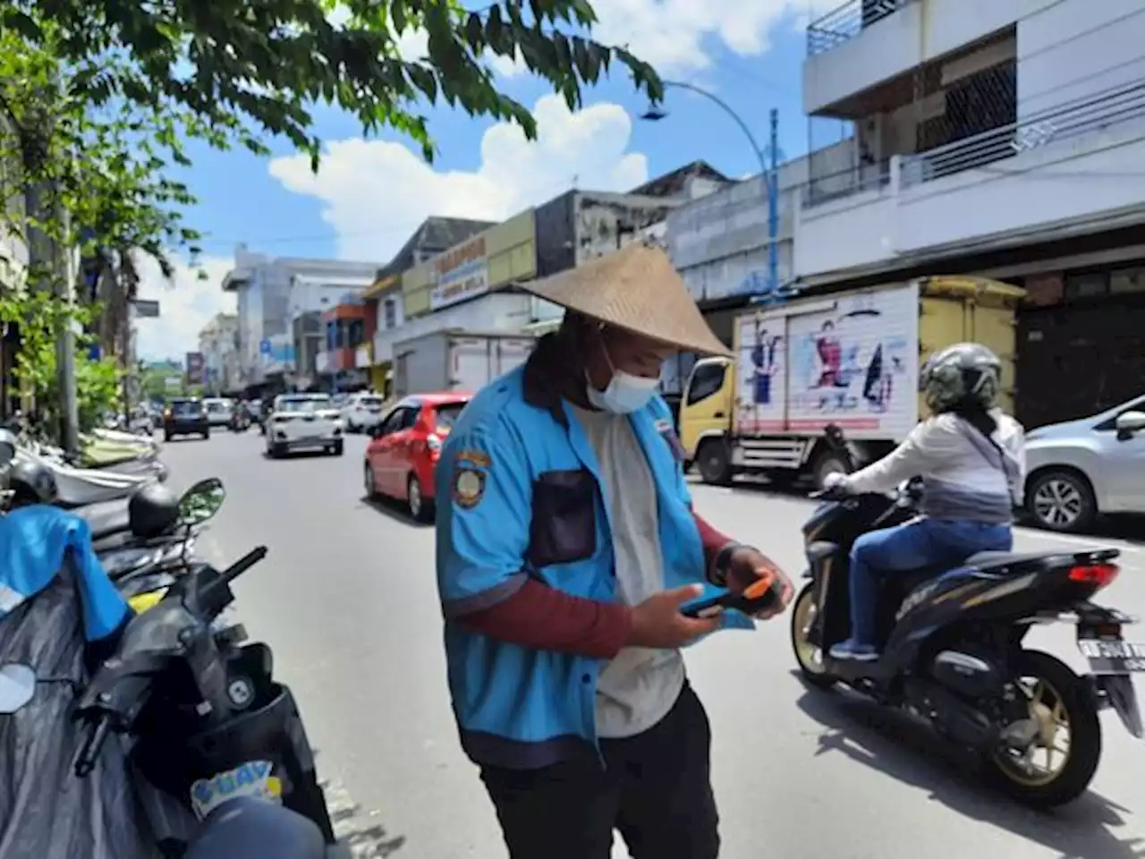 Dishub Solo Tambah 15 Mesin Karcis Parkir Portabel, Ini Cara Kerjanya