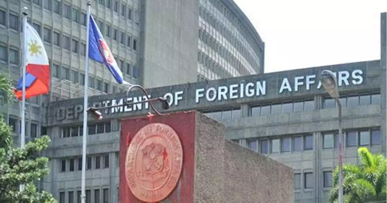 Overseas absentee voters reach half-way as Filipinos flock to embassies