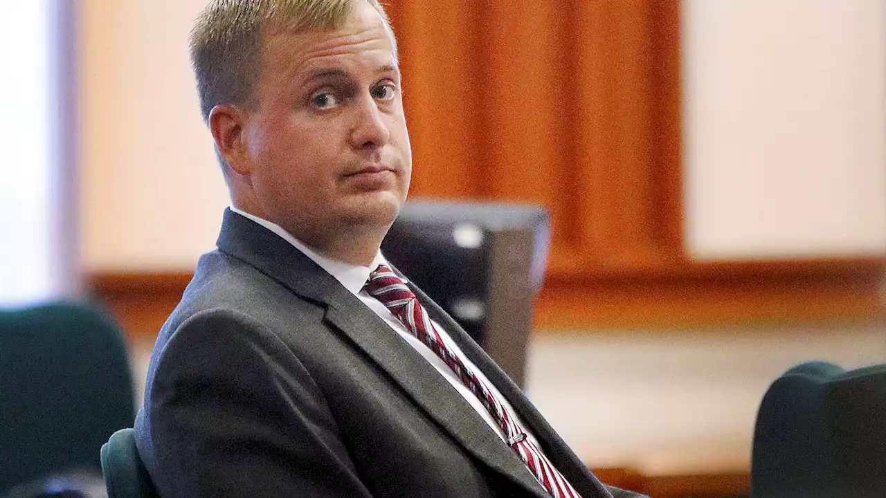 Ex-Idaho lawmaker accused of raping intern takes the stand