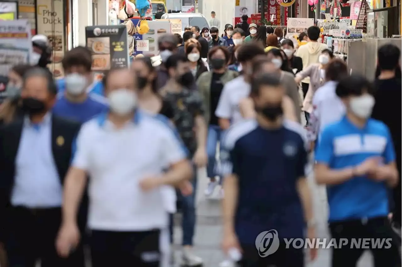 다음 주부터 야외 마스크 벗는다…정부, 내일 발표 가닥 | 연합뉴스