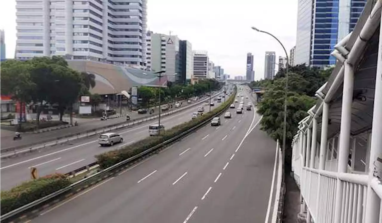 Ditinggal Warga Mudik, Ruas Jalan Protokol Jakarta Lengang