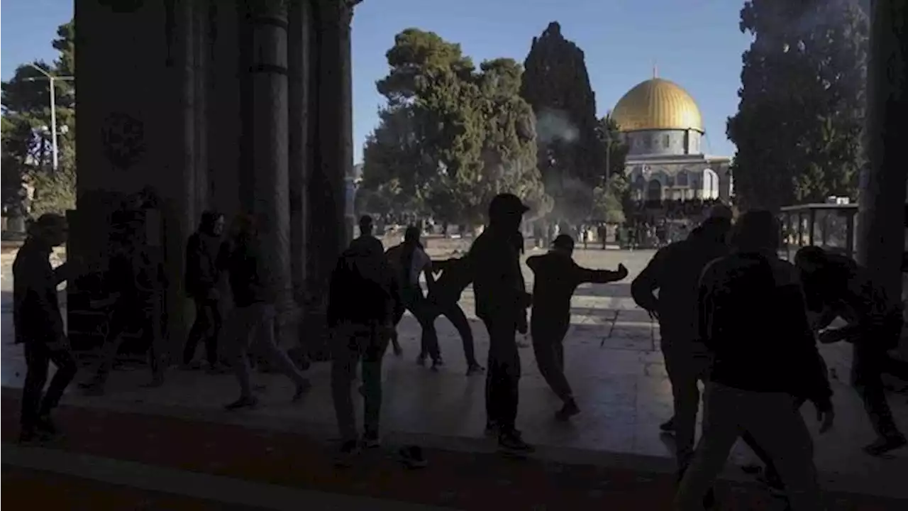 Jelang Lebaran, Bentrokan Kembali Terjadi di Masjid Al-Aqsa