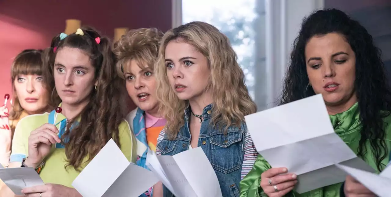 Derry Girls announces special extra episode for final series