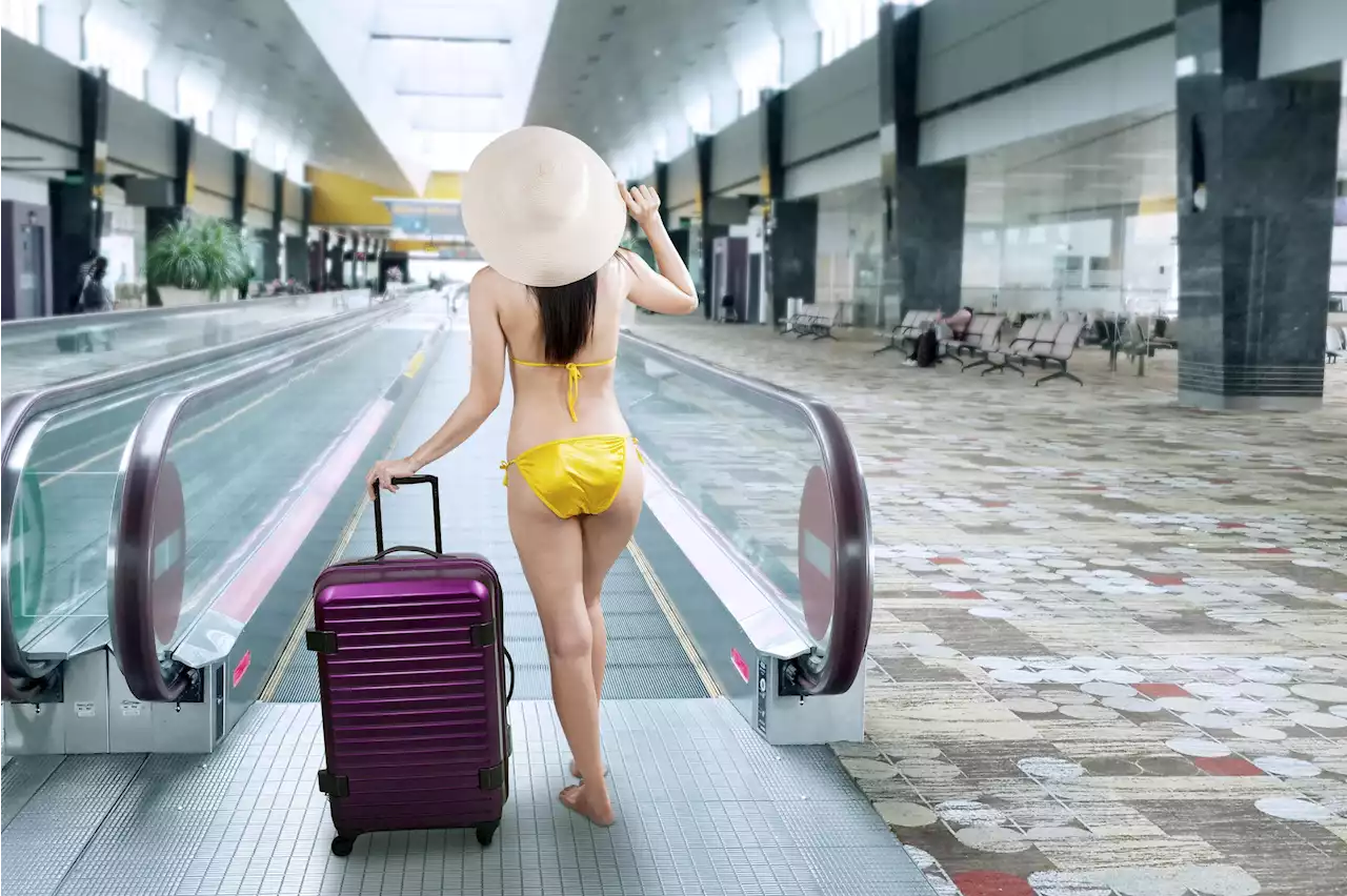 Why This Woman Was Kicked Off A Plane And Forced To Take Off Her Pants