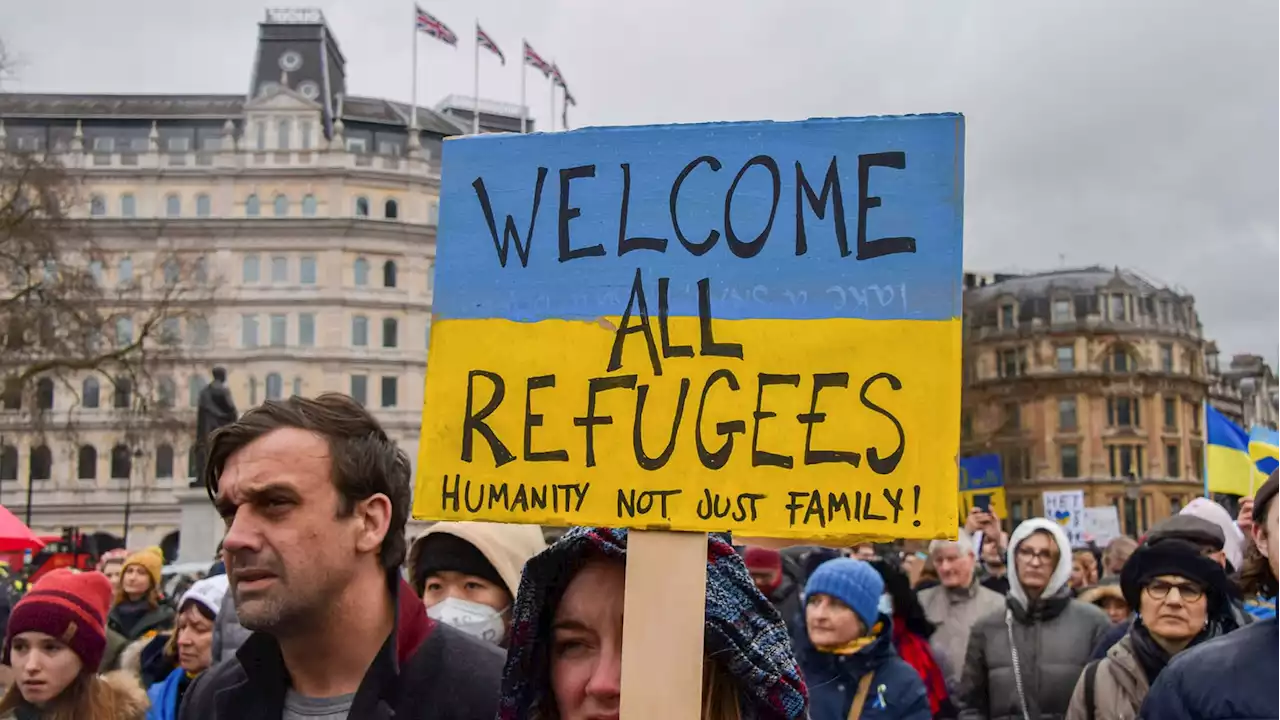 Q&A: A guide for Ukrainian refugees and their UK hosts