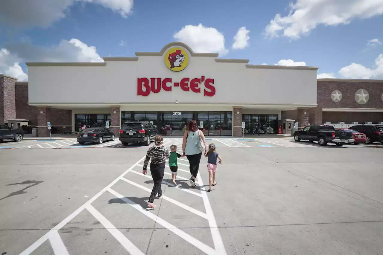 ‘Buc-ee’s stole my money’: Iconic Texas chain has amassed nearly 100 complaints from the BBB