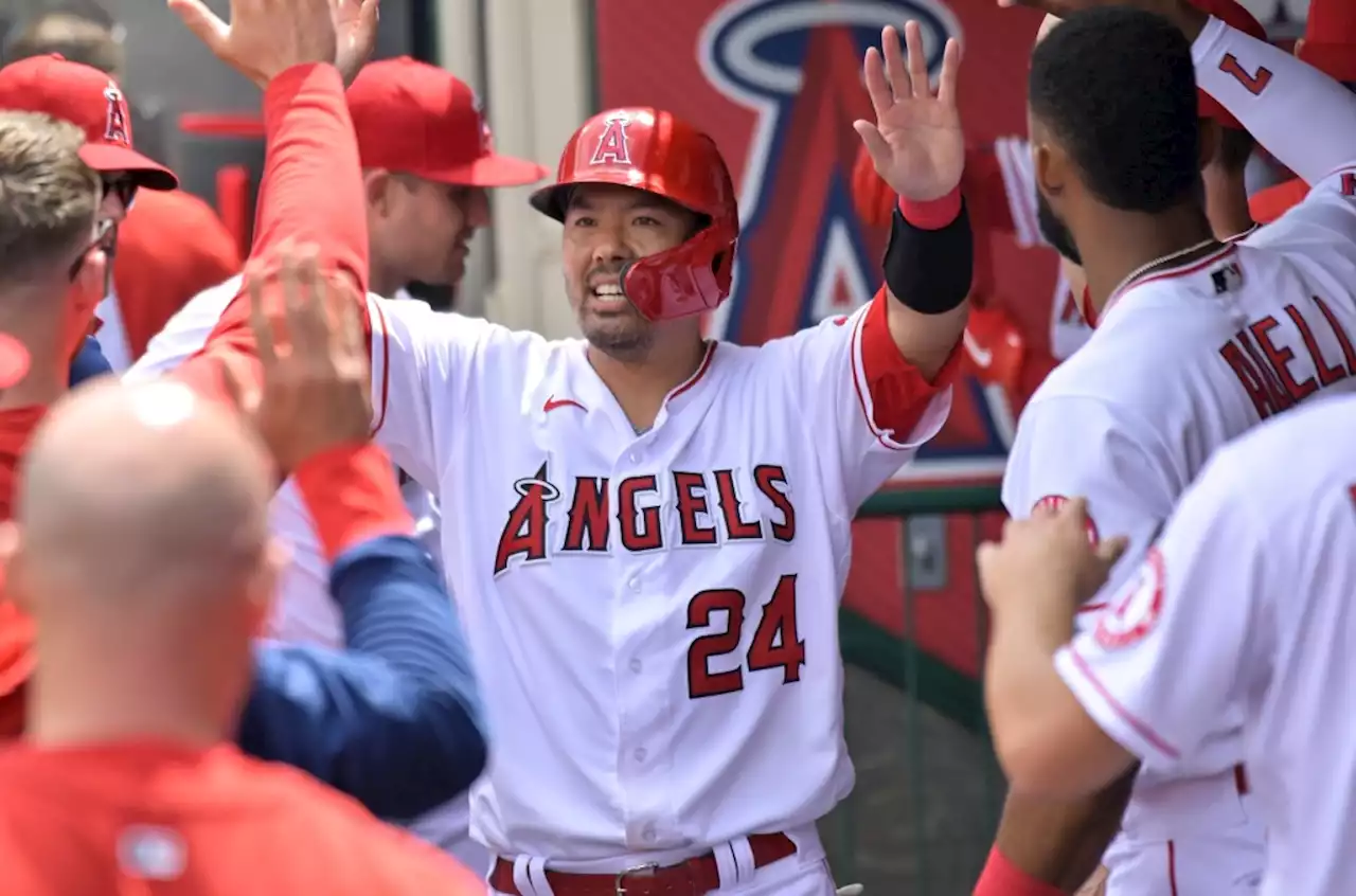 Angels use small ball to finish 4-game sweep of Guardians