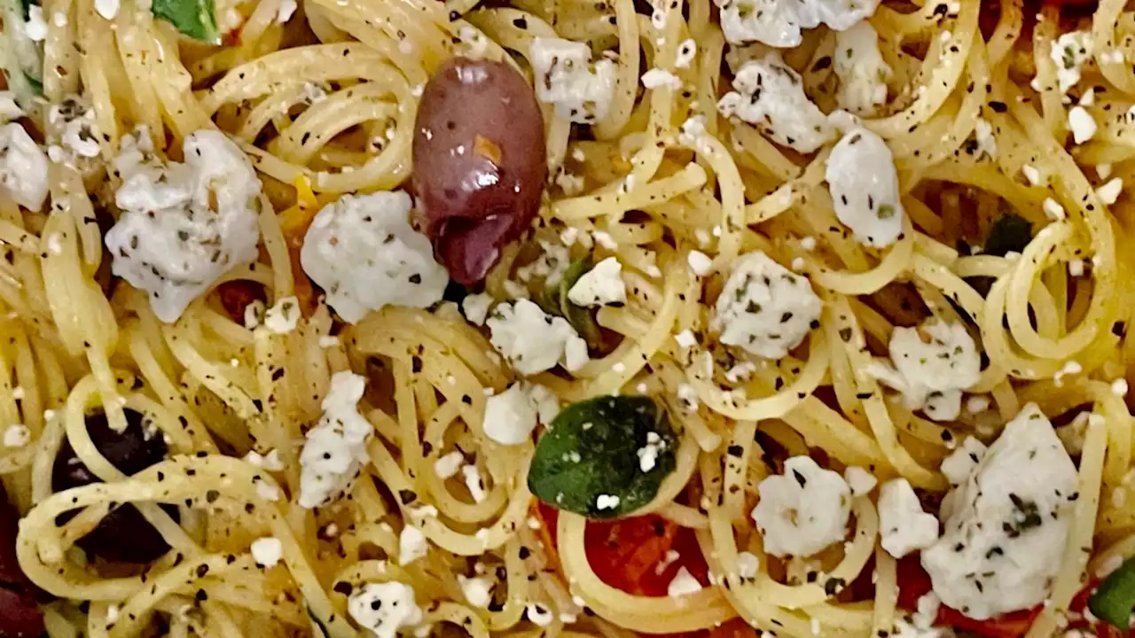 Recipe: One-Pot Thin Spaghetti is a no-fuss process