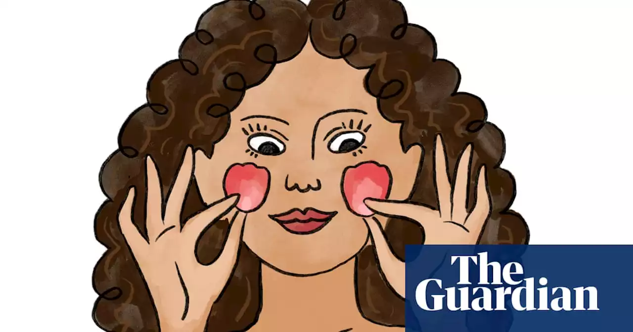 Can you use rose petals to make a blusher? | Anita Bhagwandas on beauty trends