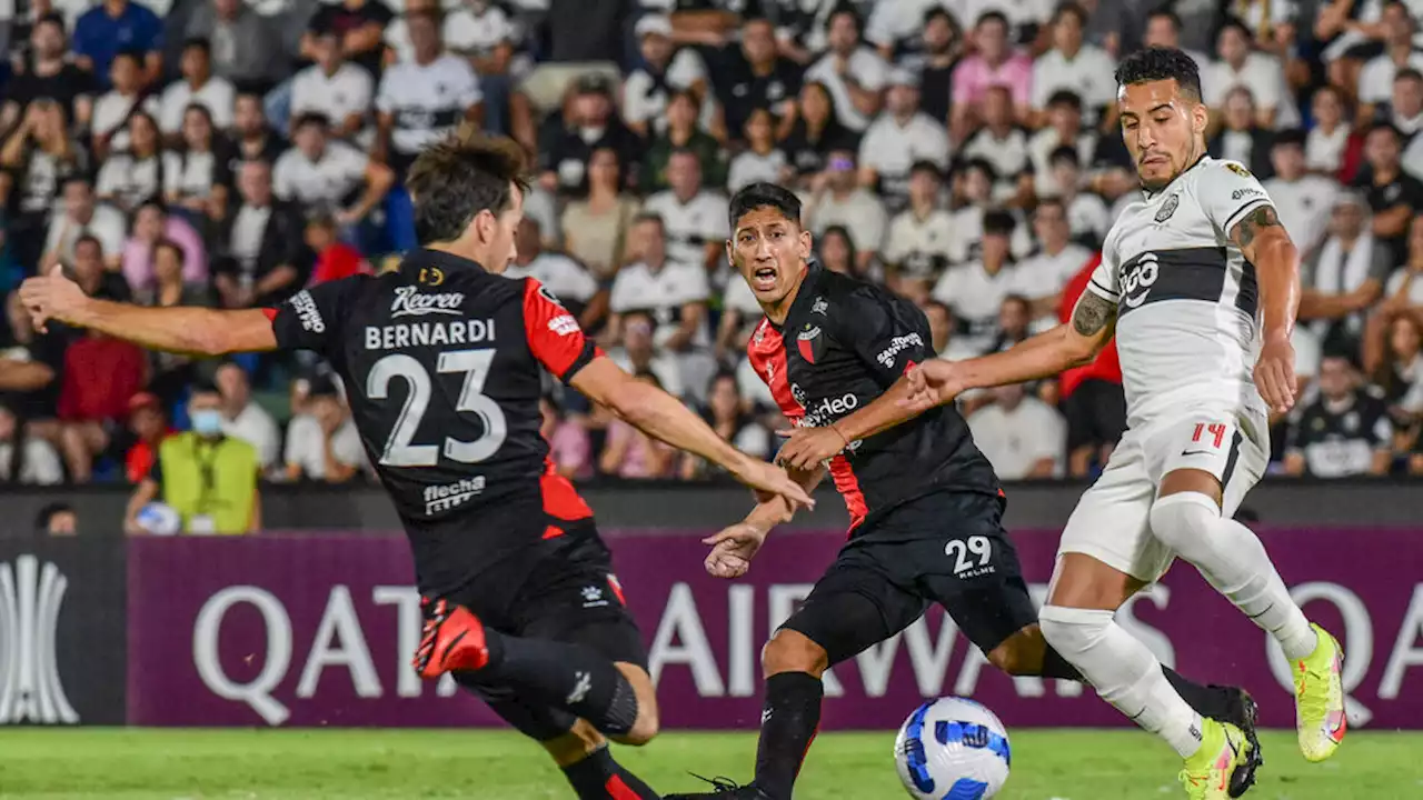 Copa Libertadores: A Colón le anularon dos goles legítimos frente a Olimpia en Paraguay | El equipo santafesino empató sin goles en el Defensores del Chaco