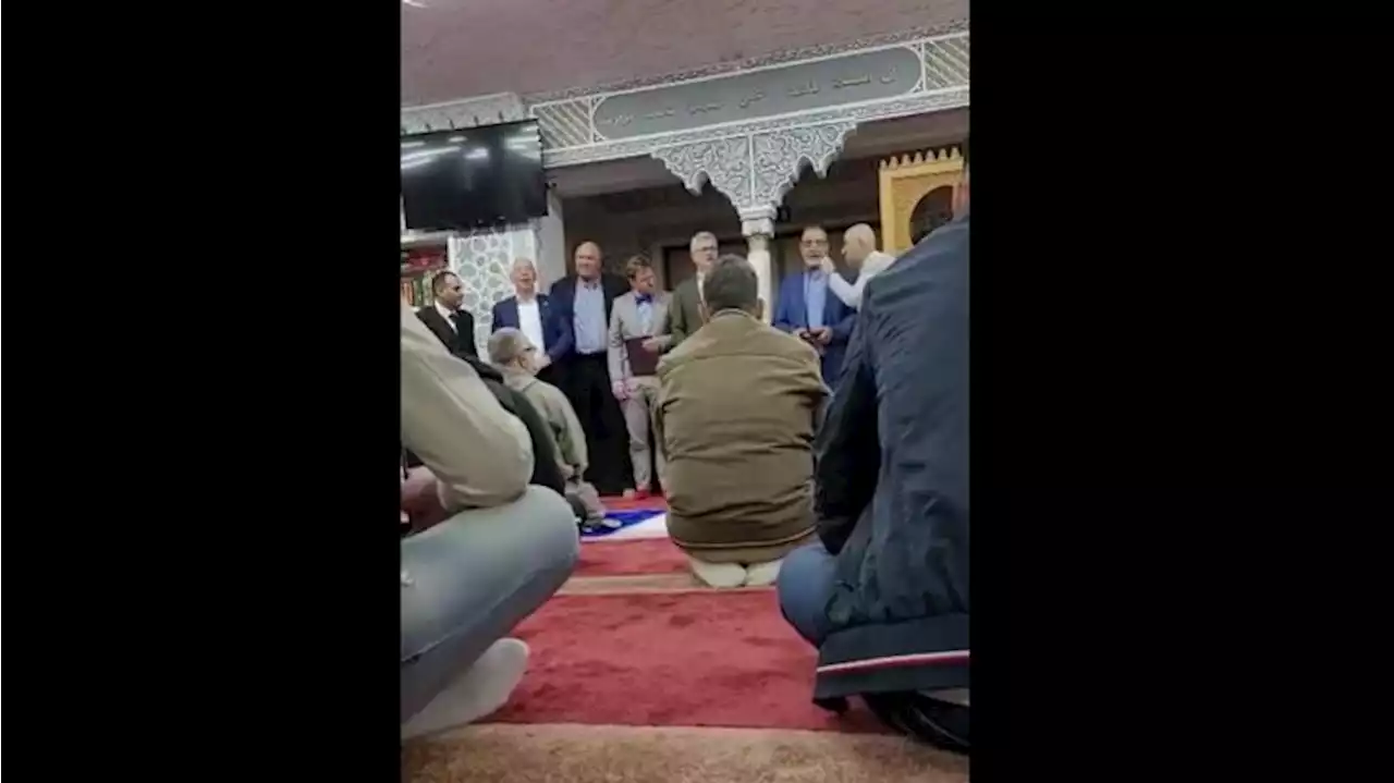 Un bourgmestre, des échevins et un ministre dans une mosquée de Schaerbeek : démarche communautariste, électoraliste, paternaliste ?