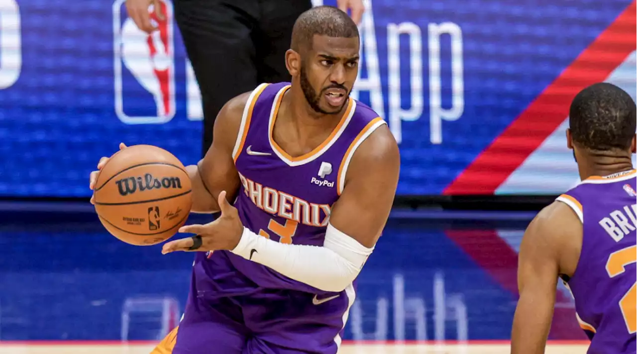 Chris Paul Makes NBA Playoff History in Suns’s Win vs. Pels