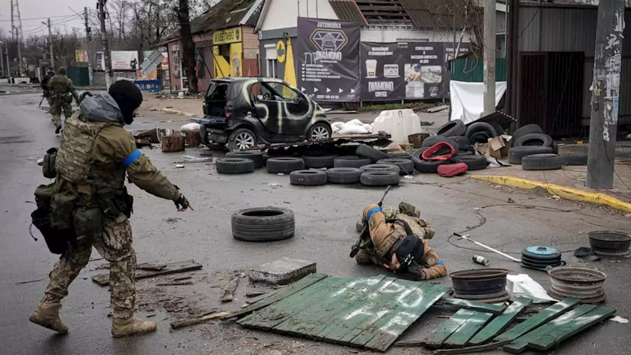 Ukraine sees openings as Russia fixed on besieged Mariupol