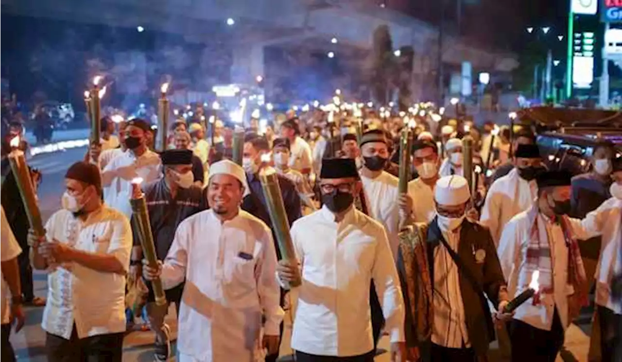 Gelar Pawai Obor, Warga Bogor Antusias Sambut Ramadan