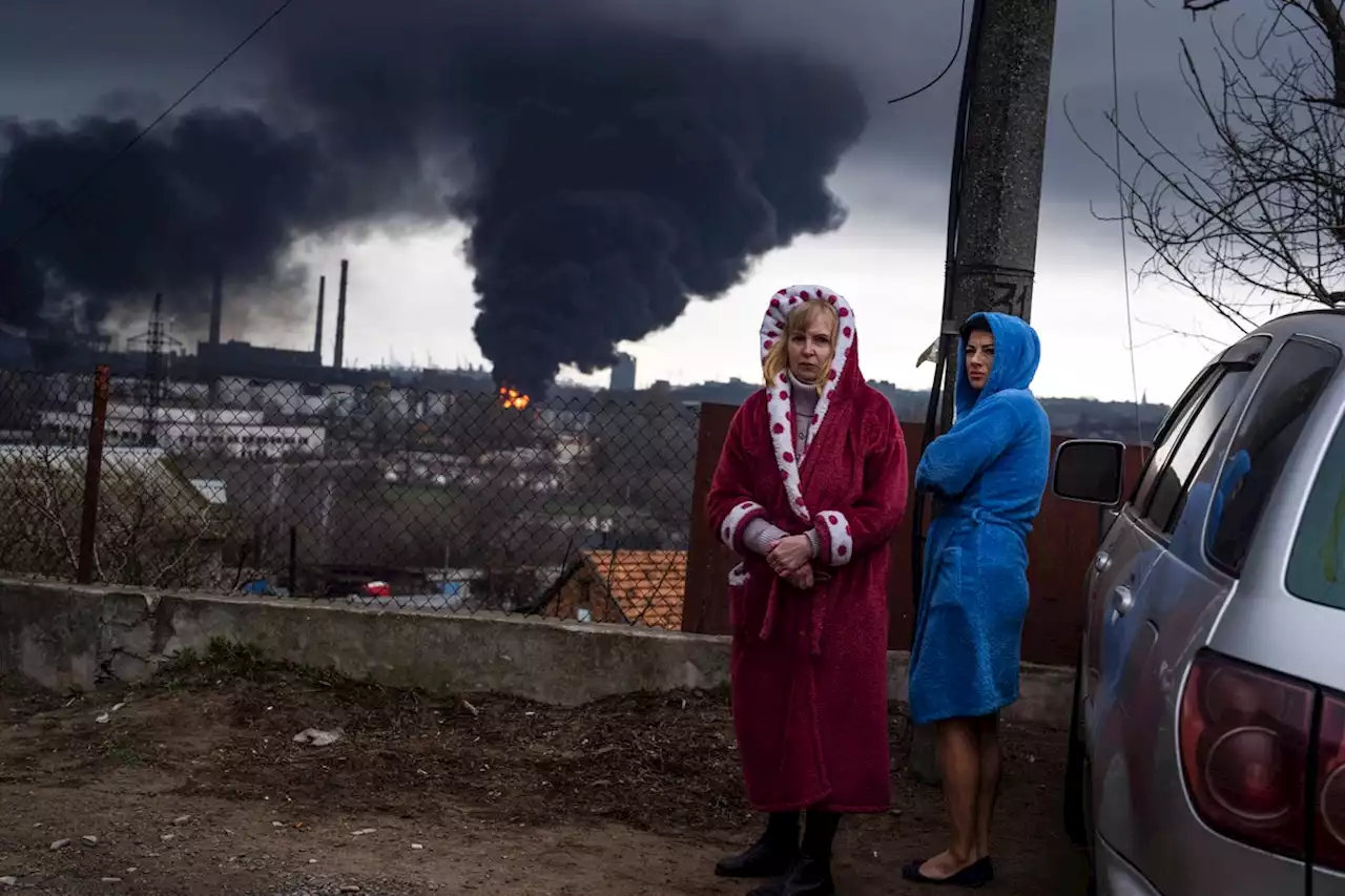 Explosionen und Rauchsäulen in Odessa