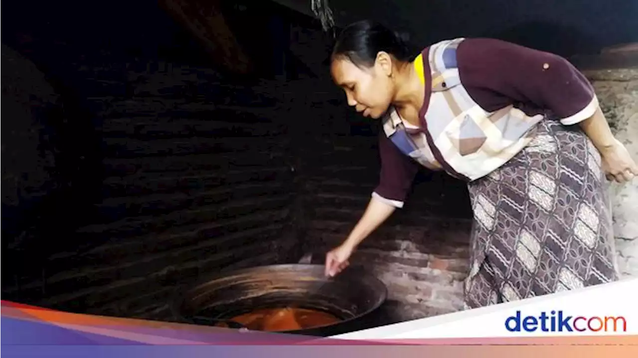 Mengintip Pembuatan Gula Aren Cibaliung