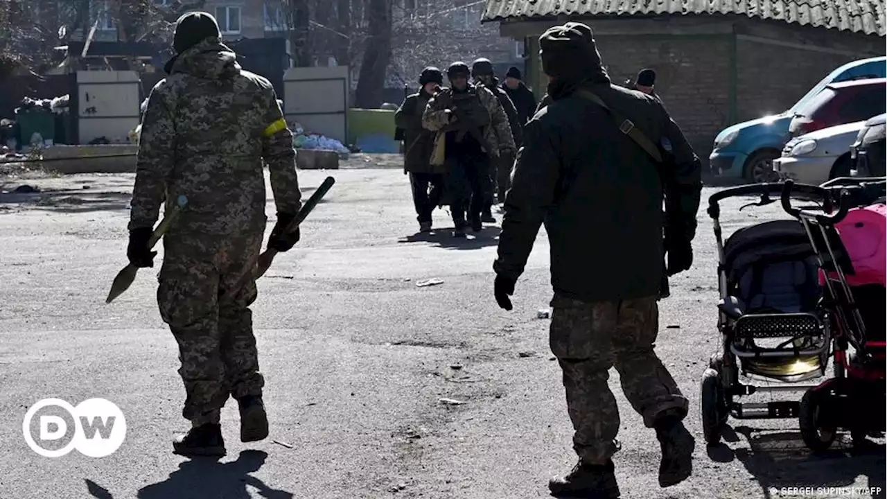 Украинские войска восстановили контроль над Киевской областью | DW | 02.04.2022