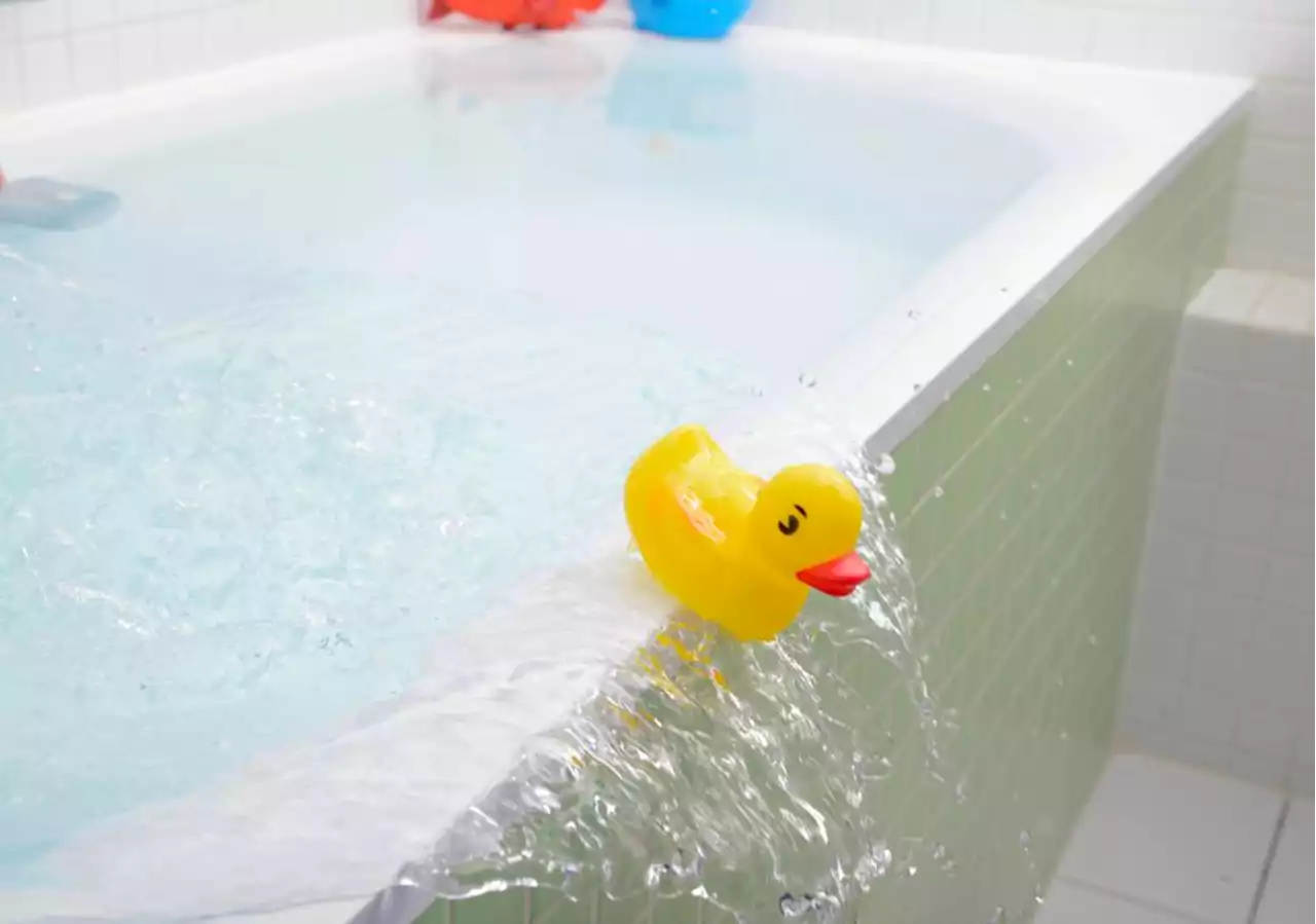 What Bathtubs Can Teach Us About Supply Chain Bottlenecks