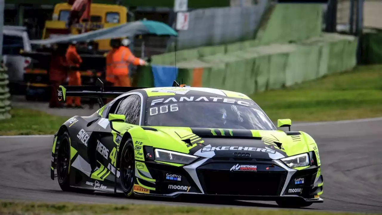 GT, Valentino Rossi parte 15° nella 3 Ore di Imola