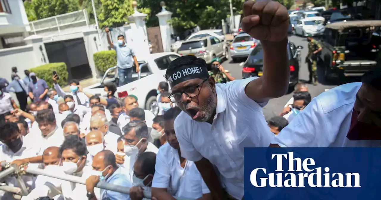 Sri Lanka protesters defy curfew after social media ban