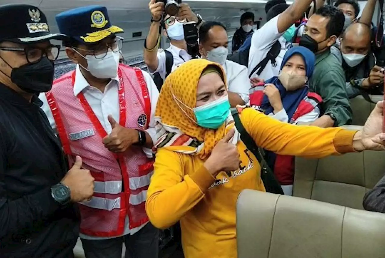 Menteri Perhubungan Budi Karya Jajal Jalur KA Bogor-Sukabumi