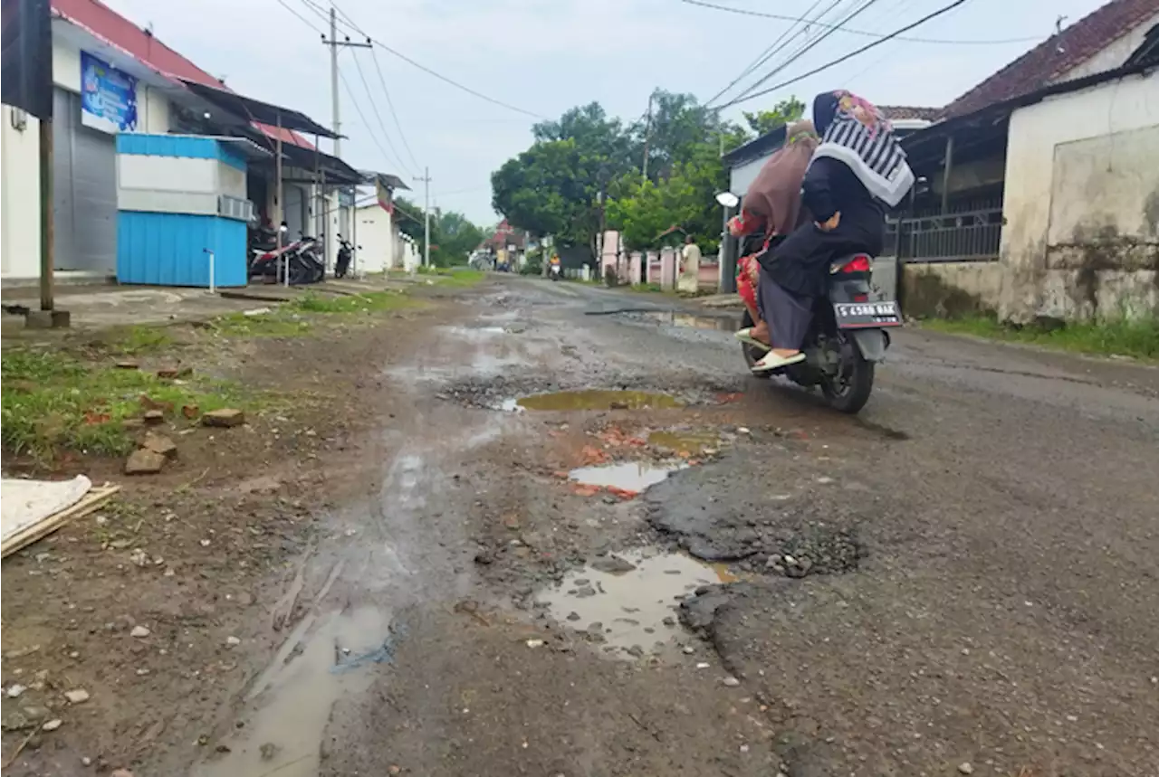 Sering Picu Kecelakaan, Jalan Rusak Dikeluhkan