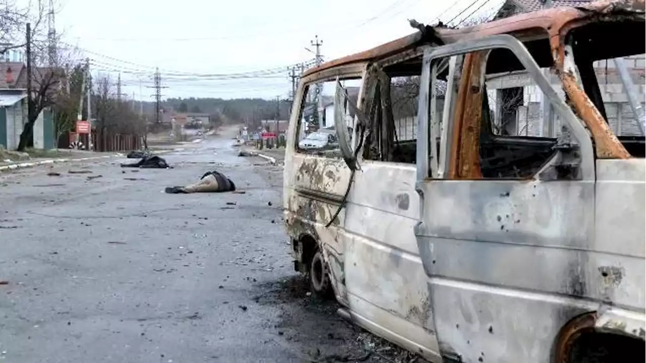 Orrore a Bucha: la tragedia dei civili uccisi lungo le strade