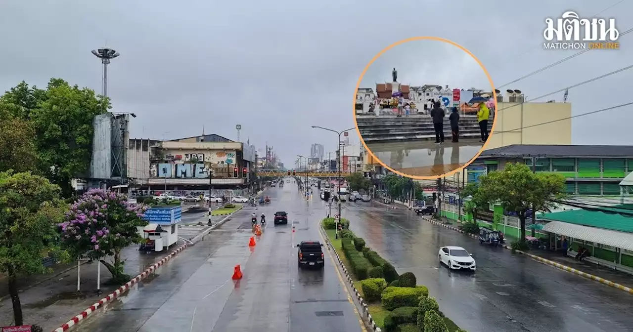 อากาศแปรปรวน โคราชเจอฝนต่อเนื่องวันที่ 2 อุณหภูมิลดฮวบ 17 องศา แต่น้ำไหลลงอ่างเล็กน้อย