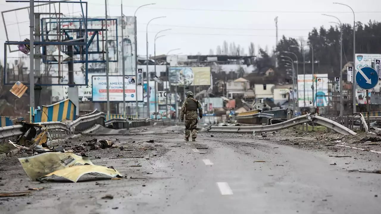 Baerbock droht Russland wegen 'Kriegsverbrechen' in Butscha