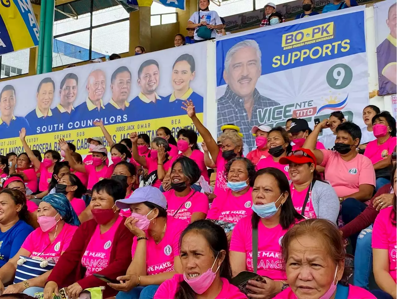 Osmeña’s BOPK flies Robredo-Sotto flag in Cebu City