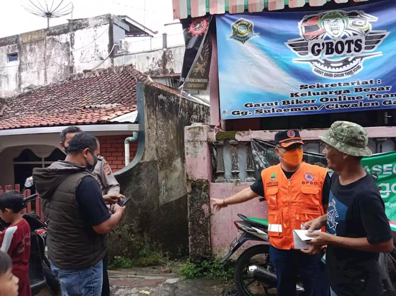 Lagi, Angin Puting Beliung Terjang Garut: Ratusan Rumah Terdampak |Republika Online