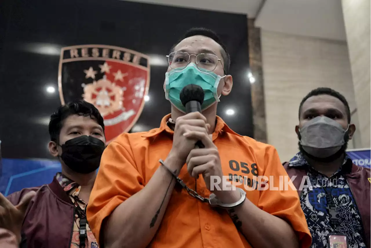 Perekrut Indra Kenz di Binomo Ditetapkan Tersangka |Republika Online