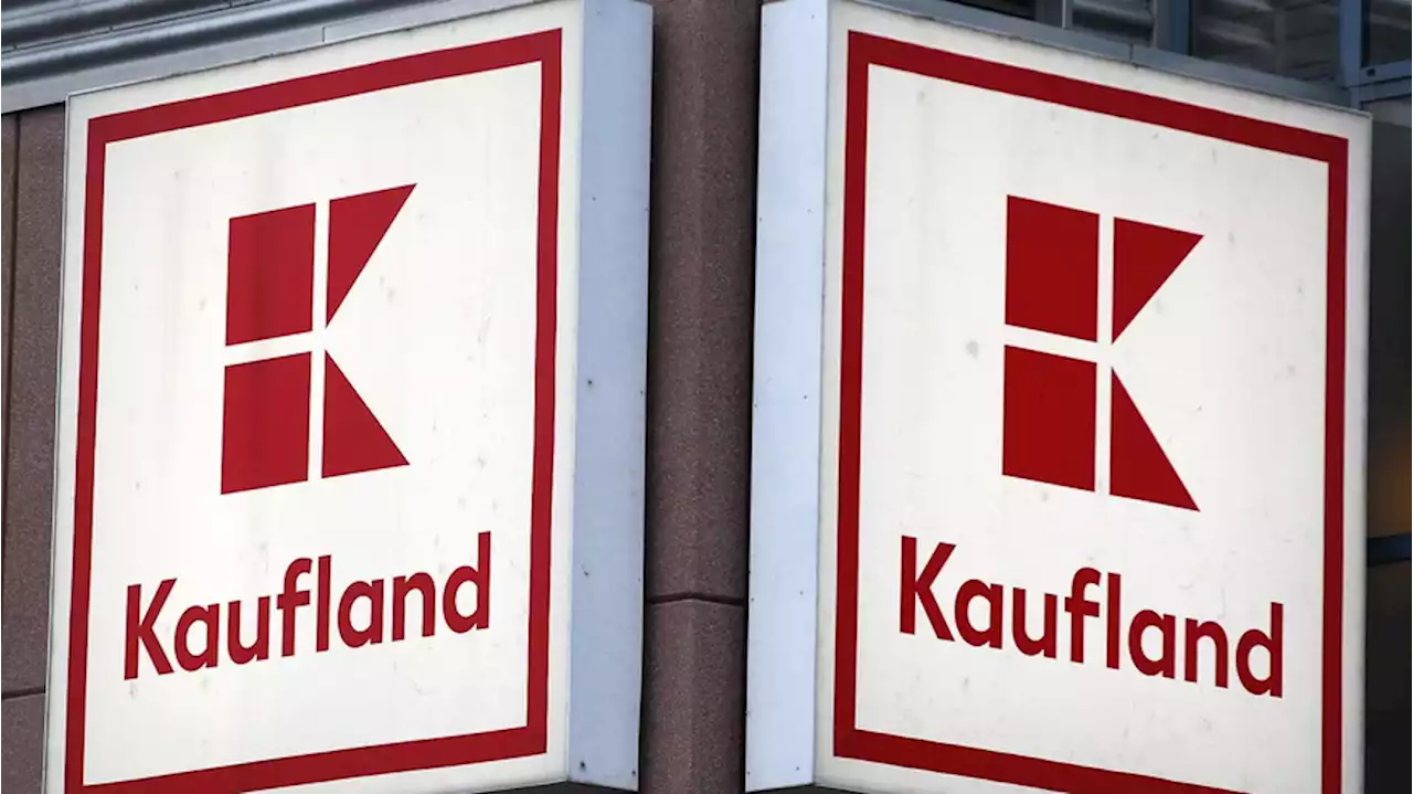 Empörung über ukrainische Nazi-Flaggen im Kaufland-Sortiment – Supermarkt reagiert