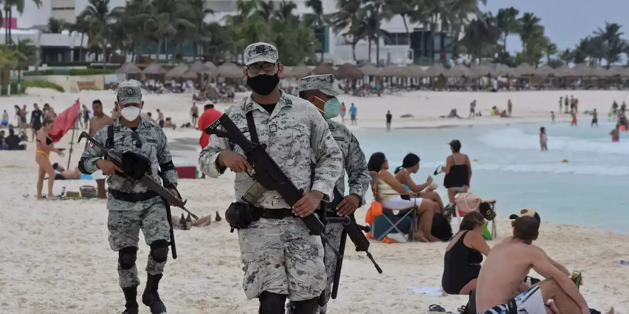 Cancún’s Tourist Idyll Is Shattered by Drug Violence and Homicides