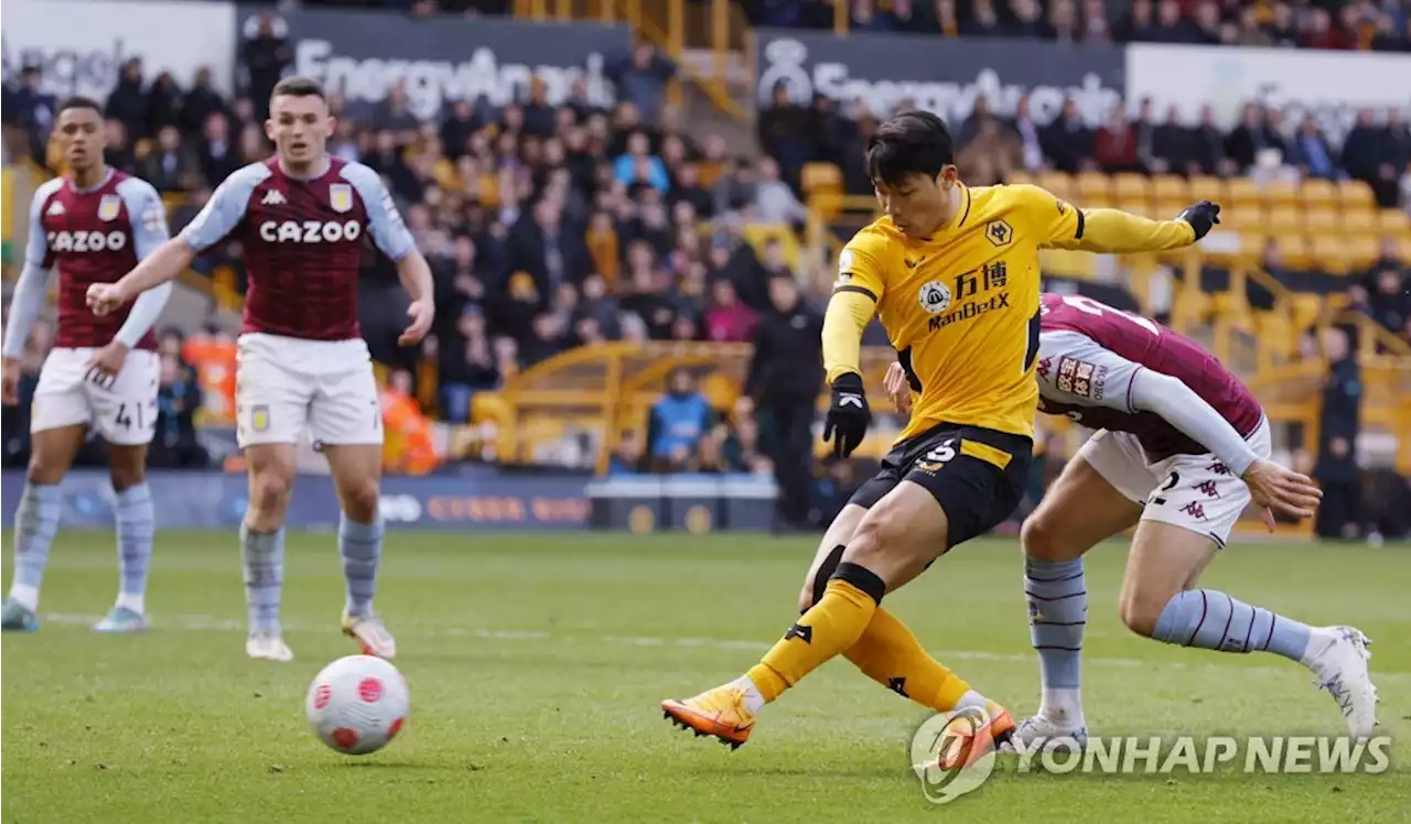 '황희찬 후반 교체 투입' 울버햄프턴, 애스턴 빌라에 2-1 승리 | 연합뉴스