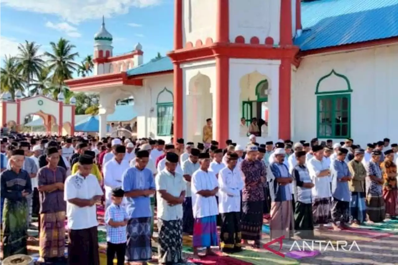 Ribuan pengikut Thariqat Syattariyah di Aceh sudah rayakan Idul Fitri