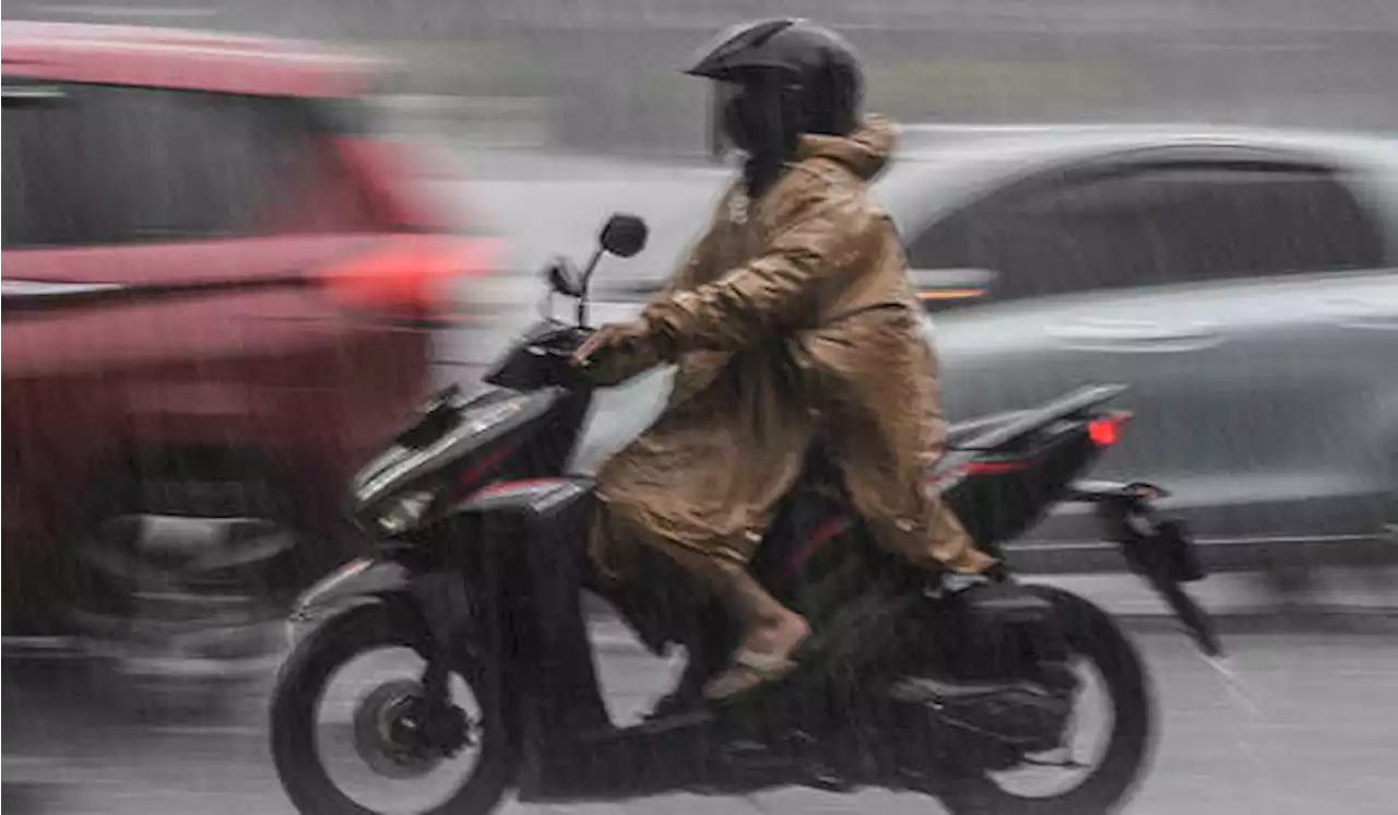 Akhir Pekan, Cuaca Jakarta Hujan dari Siang hingga Malam