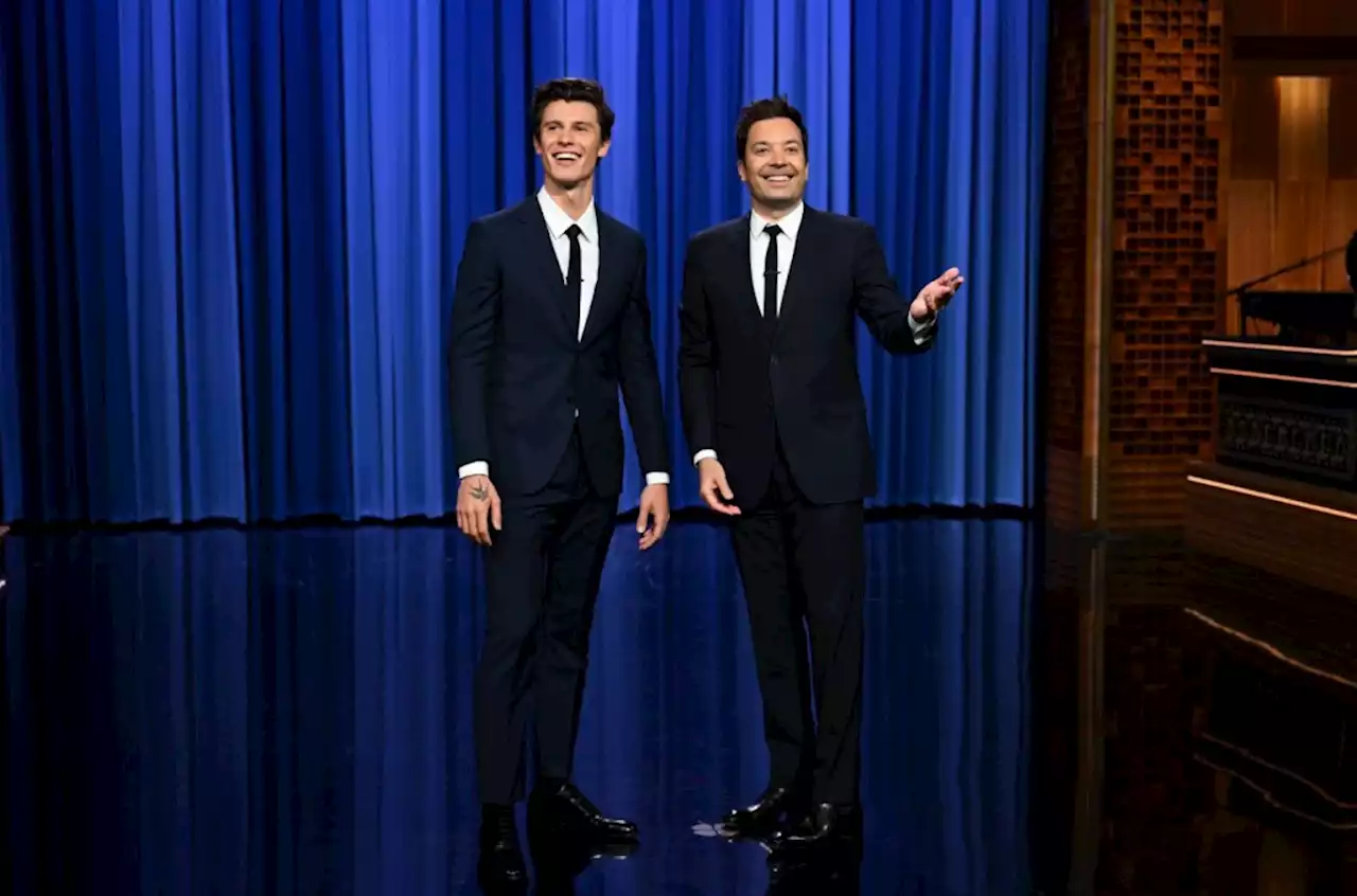 Shawn Mendes Effortlessly Co-Hosts ‘Tonight Show’ With Jimmy Fallon & Performs ‘When You’re Gone’: Watch