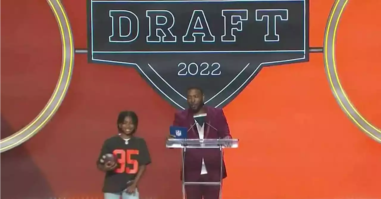 Browns trade back then add 3 players on Day 2 of NFL Draft