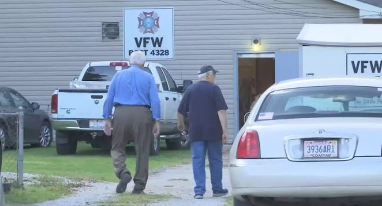 Theodore VFW reopens with help from FOX 10 News