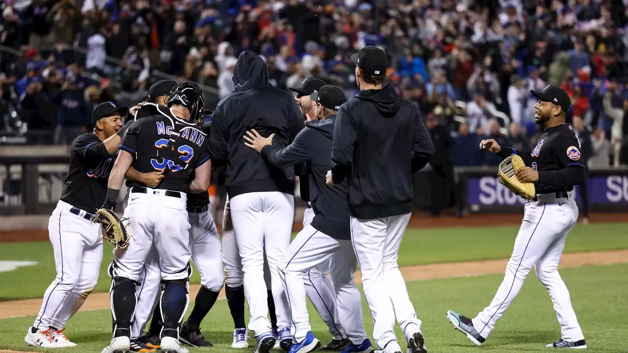 5 Mets pitchers combine to no-hit Phillies