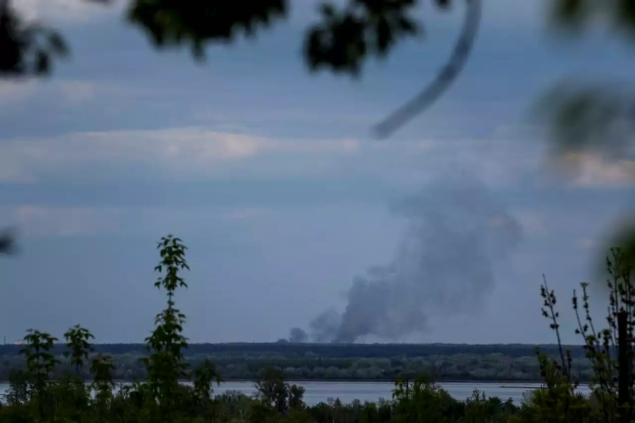 Russia pounding eastern Donbas region, failing to take targets, says Ukraine