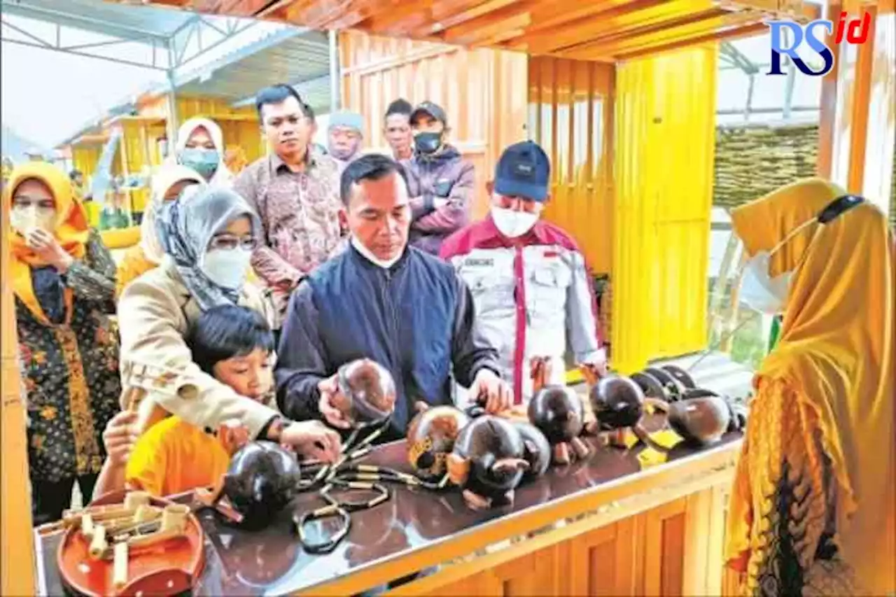 Pemkab Tata Ulang Rest Area Tol Kayangan