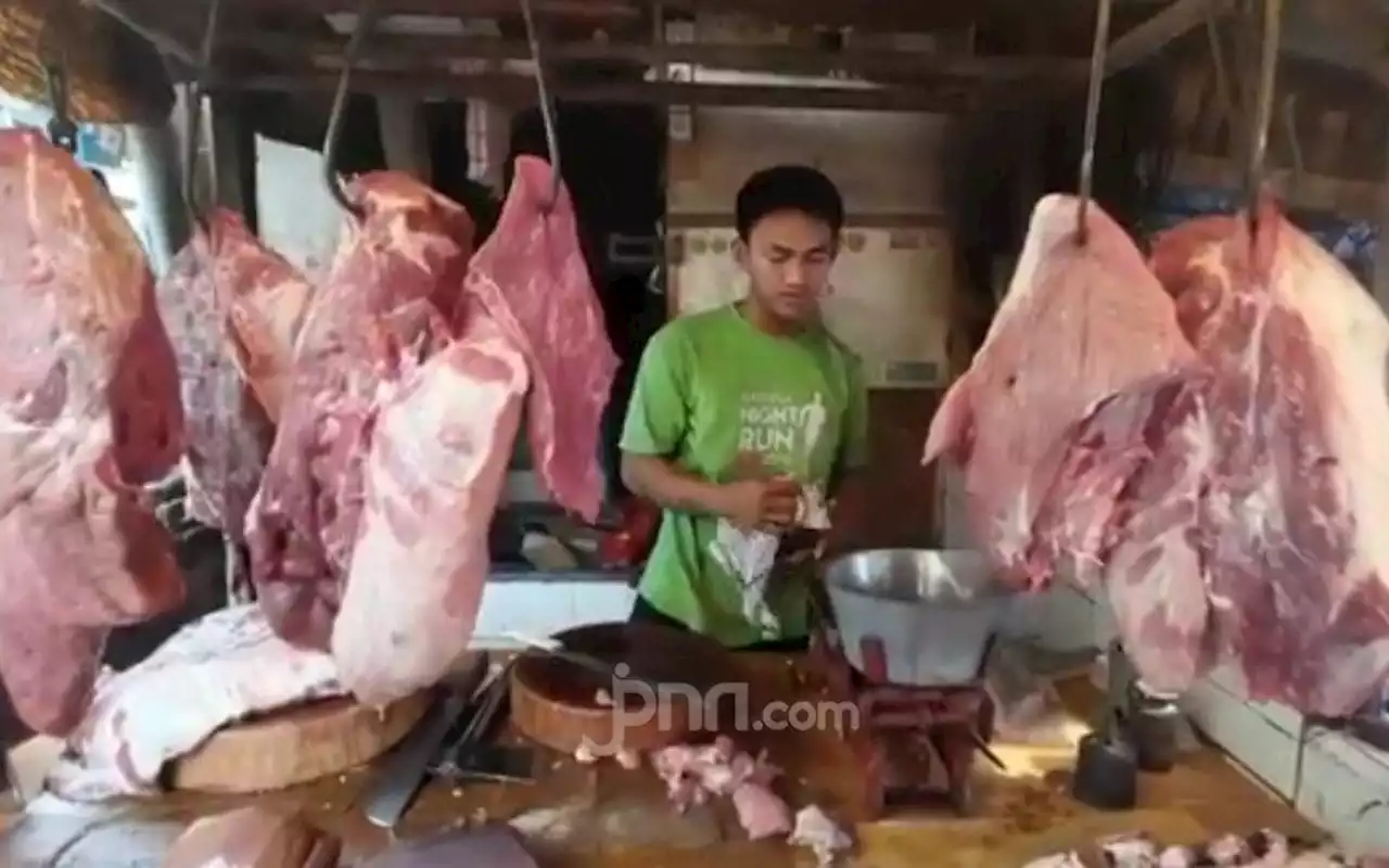 Daging Sapi Tembus Rp 166 Ribu Per Kilogram