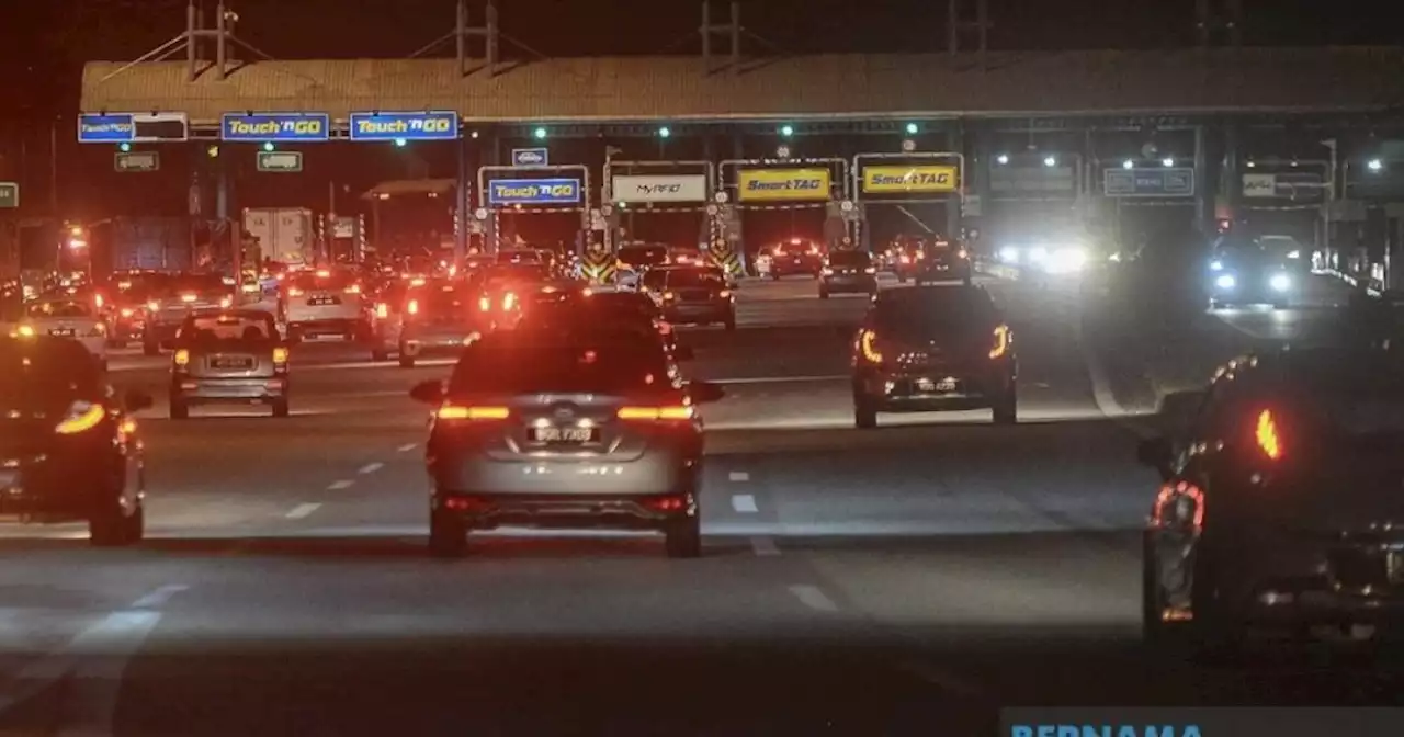 Raya exodus: Slow moving traffic on several highways nationwide | Malay Mail